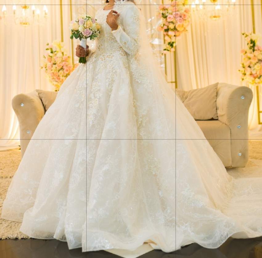 Turkish Bridal Gown  on Aster Vender