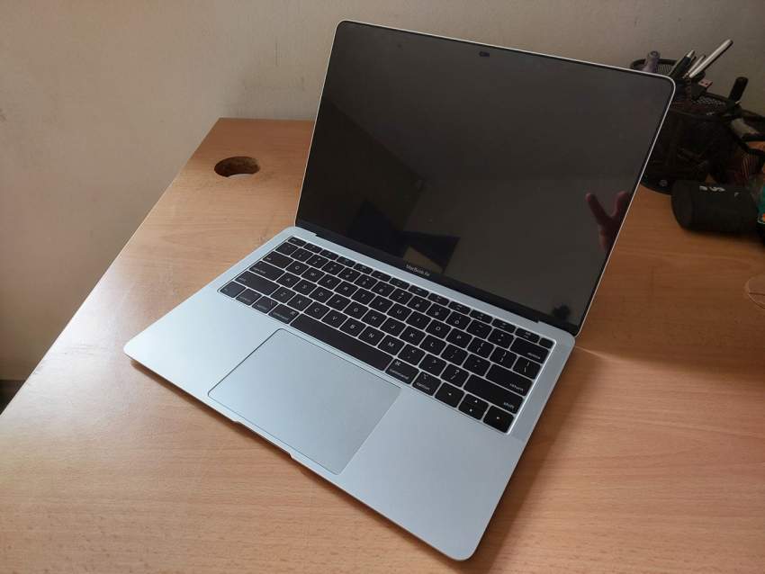 Apple MacBook Air 13-inch 2019 - 3 - Laptop  on Aster Vender