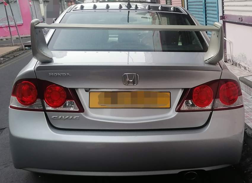 Honda Civic FD Year 2007 - 2 - Compact cars  on Aster Vender