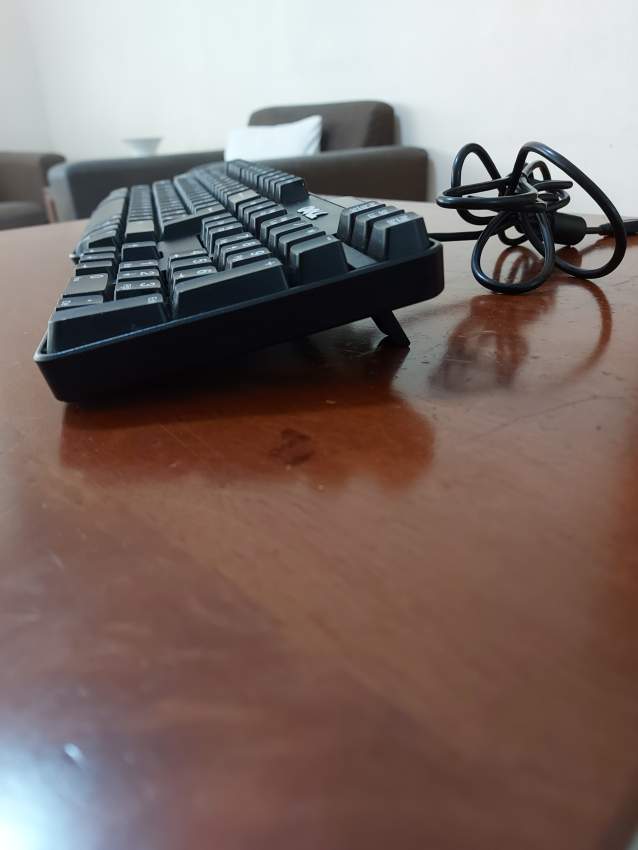 Dell Keyboard L100 - 2 - All electronics products  on Aster Vender