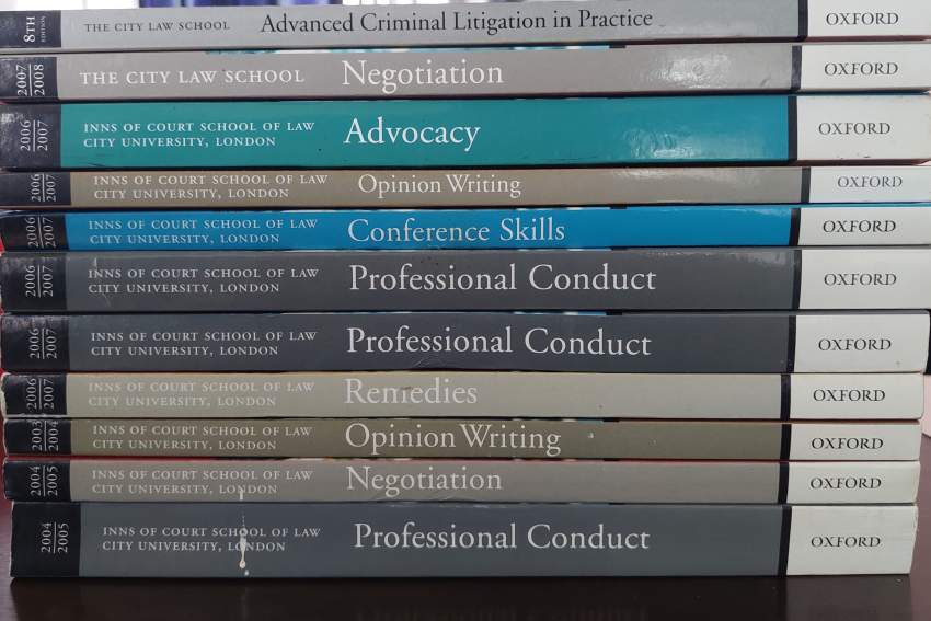 Law books - 1 - Antique books  on Aster Vender