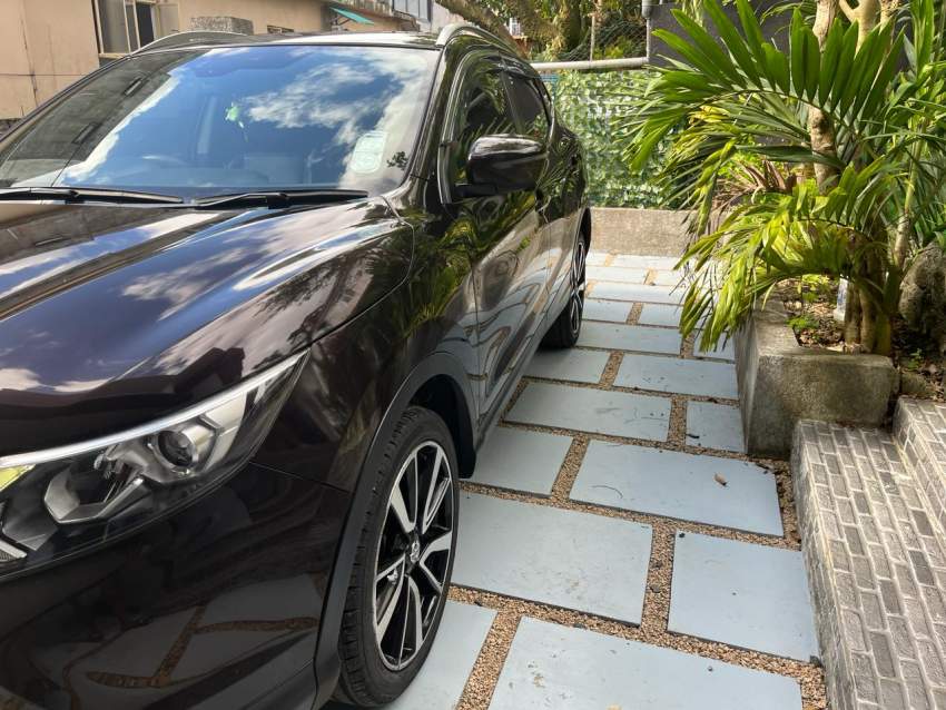 Nissan Qashqai 2018 Automatic Diesel - 5 - SUV Cars  on Aster Vender