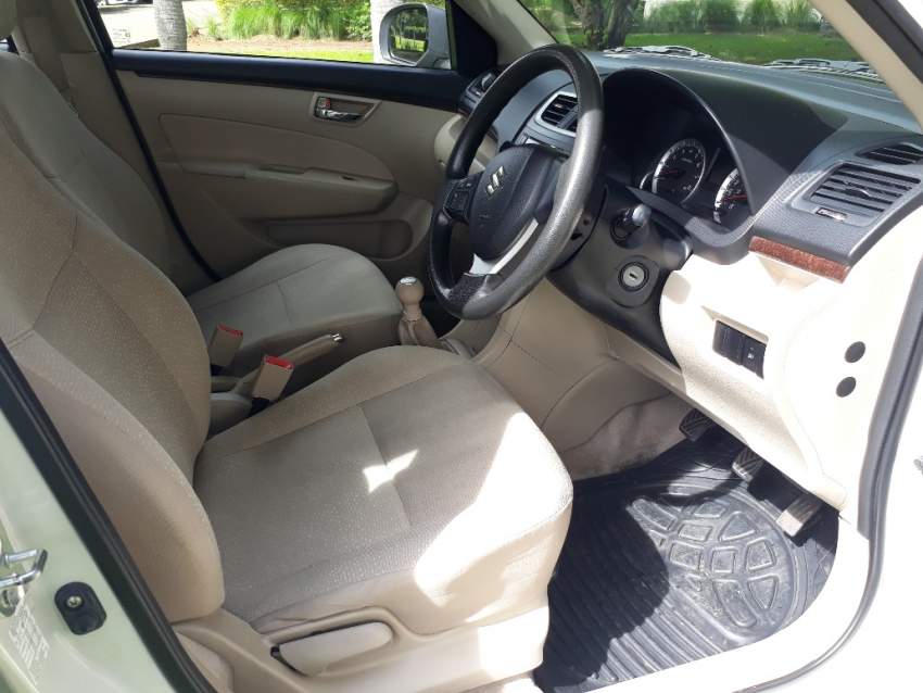 2014 Suzuki Swift Dzire 1.2 - 6 - Compact cars  on Aster Vender