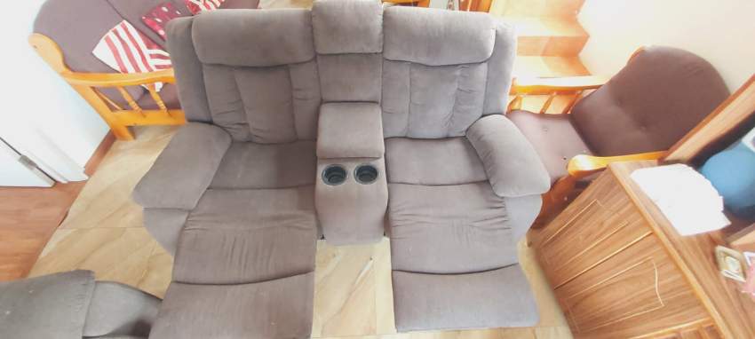sofa  on Aster Vender