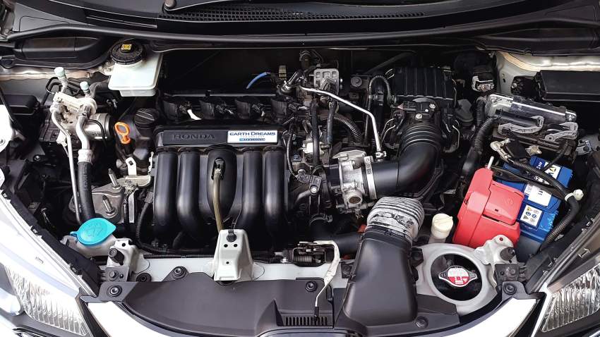 Honda Fit Hybrid 2016 for sale - 5 - Compact cars  on Aster Vender