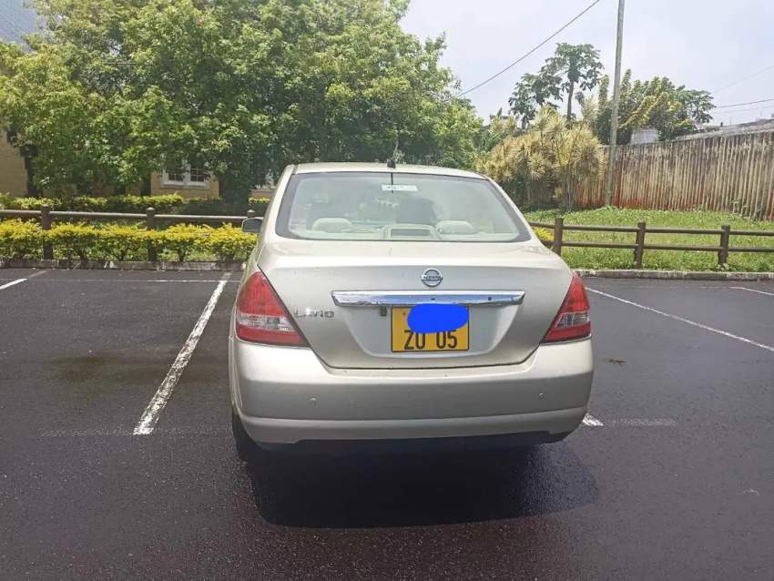 NISSAN LATIO 2005 - 6 - Family Cars  on Aster Vender