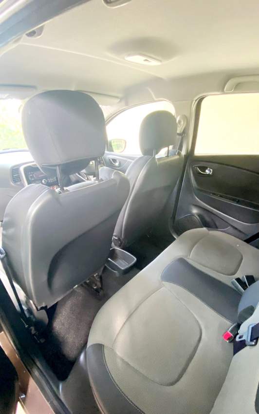 Renault Captur 1.2 TCE - 4 - SUV Cars  on Aster Vender