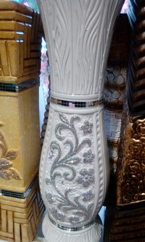 Vase porcelan - 4 - Other Decorations  on Aster Vender