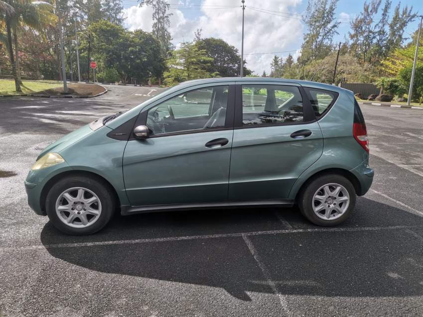 Mercedes Benz A150 - 2 - Family Cars  on Aster Vender