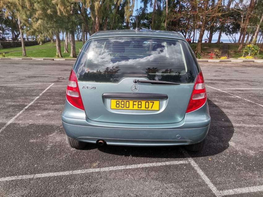 Mercedes Benz A150 - 1 - Family Cars  on Aster Vender