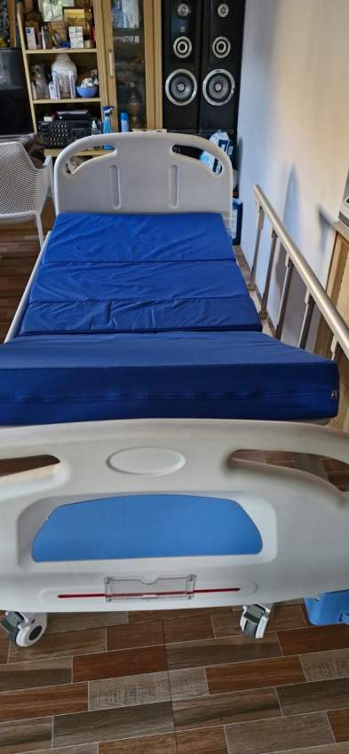 Medical bed - 3 - Other Medical equipment  on Aster Vender