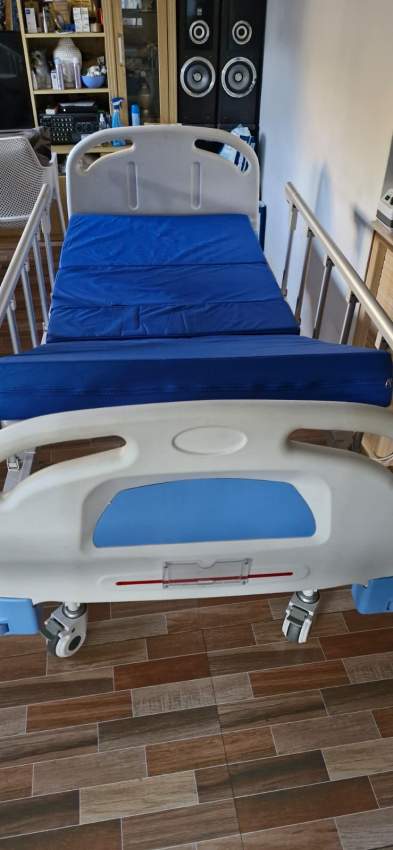 Medical bed - 2 - Other Medical equipment  on Aster Vender