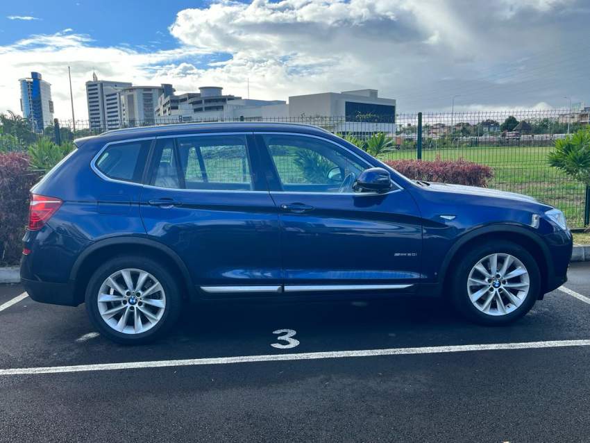 BMW X3 sDrive20iA xLine - 3 - SUV Cars  on Aster Vender