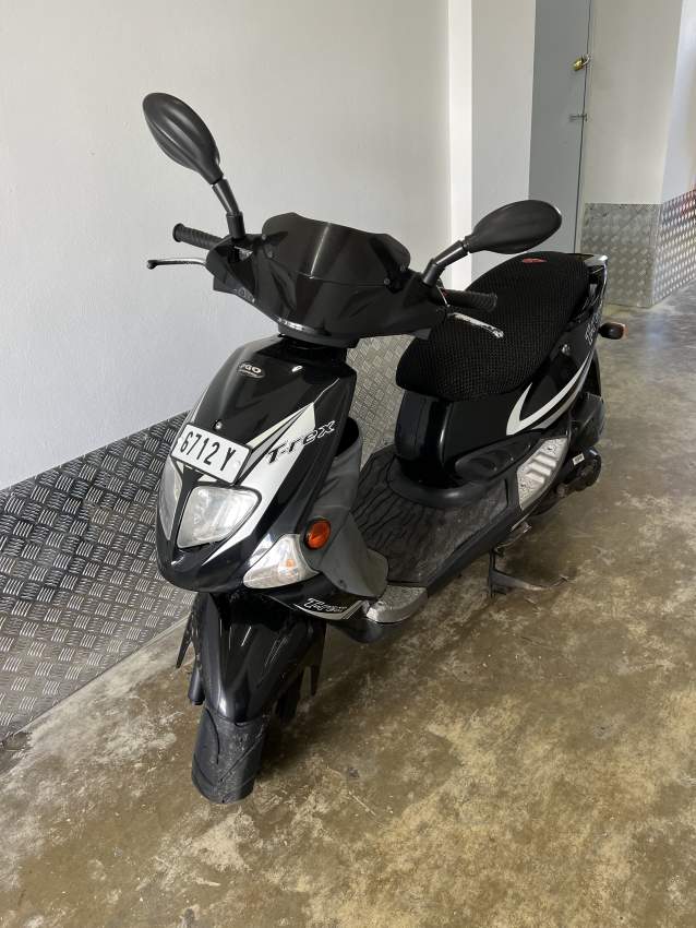 Scooter PGO TRex 125cc très bon état - 0 - Scooters (above 50cc)  on Aster Vender
