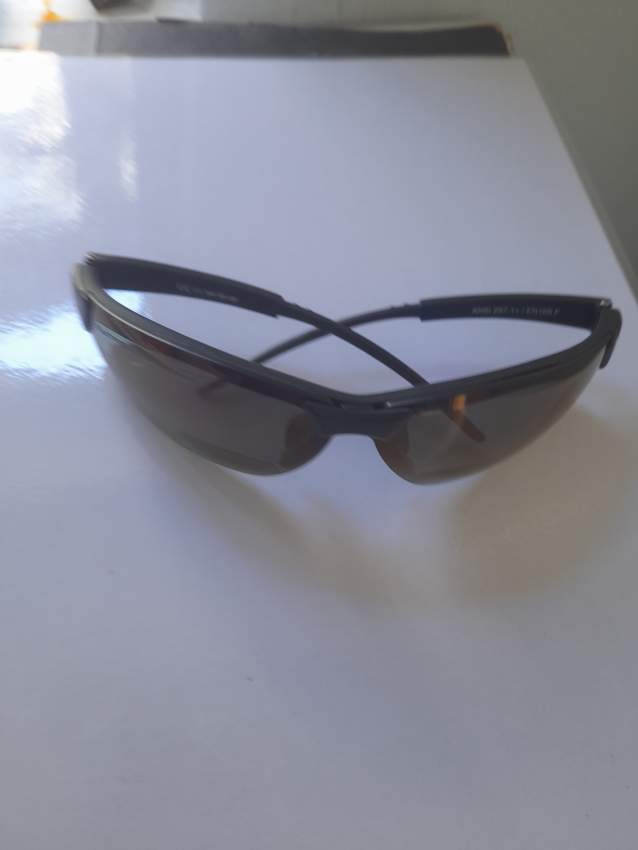 Sun glasses - 0 - Others  on Aster Vender
