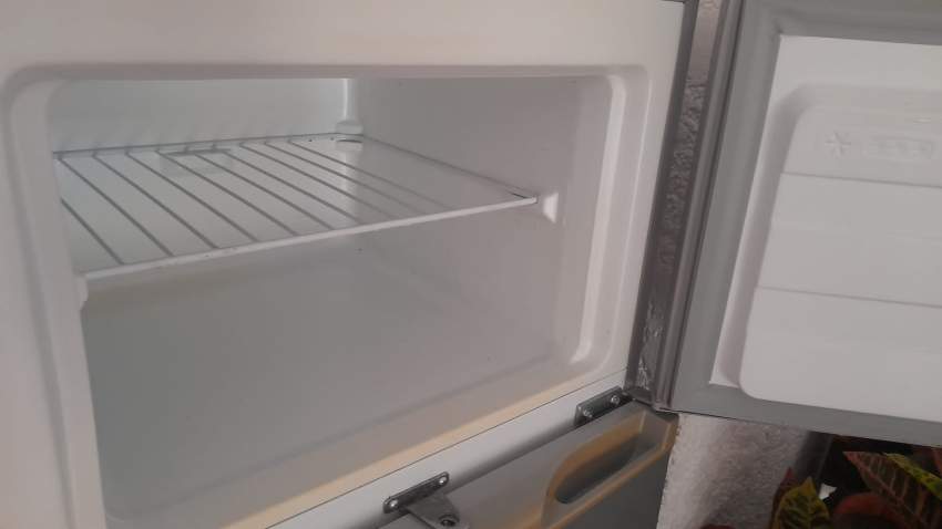Fridge /freezer De Rosso - 3 - Kitchen appliances  on Aster Vender