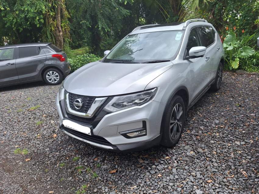 Nissan Xtrail fully executive - 1 - SUV Cars  on Aster Vender