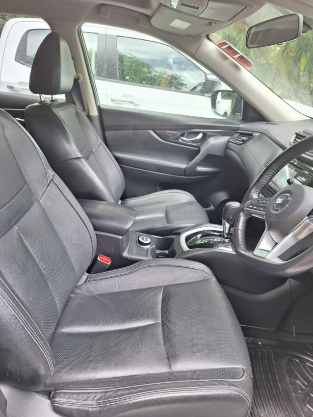 Nissan Xtrail fully executive - 3 - SUV Cars  on Aster Vender