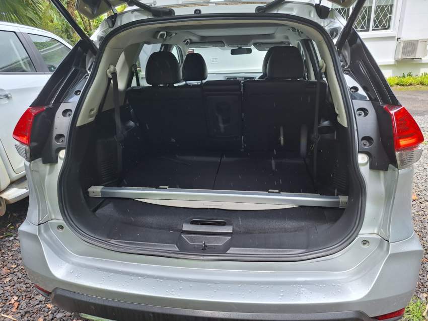 Nissan Xtrail fully executive - 4 - SUV Cars  on Aster Vender