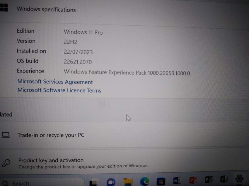 Laptop on Aster Vender