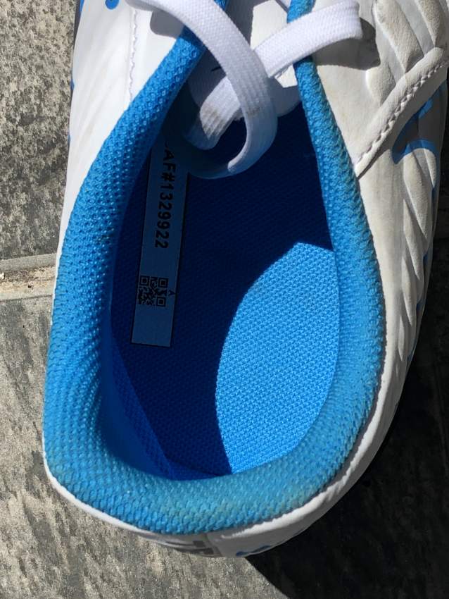 Football shoes NIKE  - 3 - Others  on Aster Vender