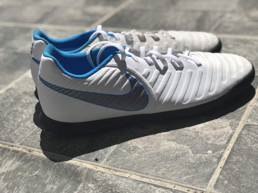Football shoes NIKE  - 1 - Others  on Aster Vender