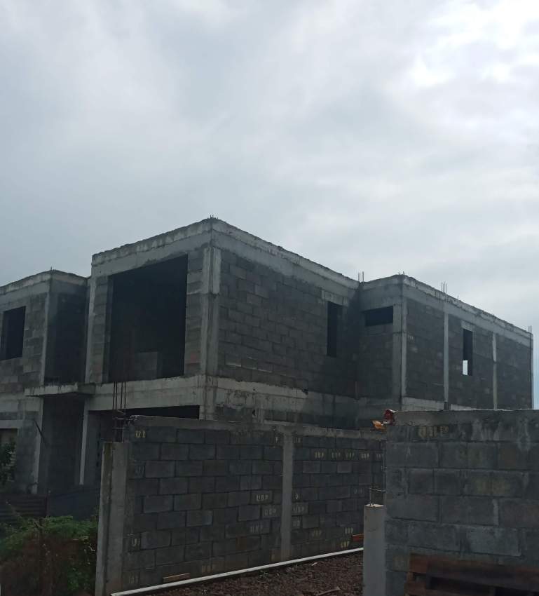 House for Sales - 6 - House  on Aster Vender