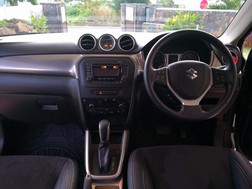 2018 Suzuki Vitara 1.6 - 7 - SUV Cars  on Aster Vender