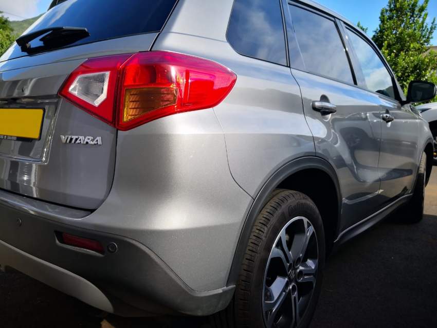 2018 Suzuki Vitara 1.6 - 3 - SUV Cars  on Aster Vender