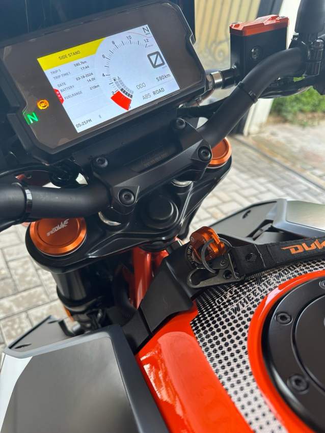 2023 KTM Duke 390 - 1 - Sports Bike  on Aster Vender