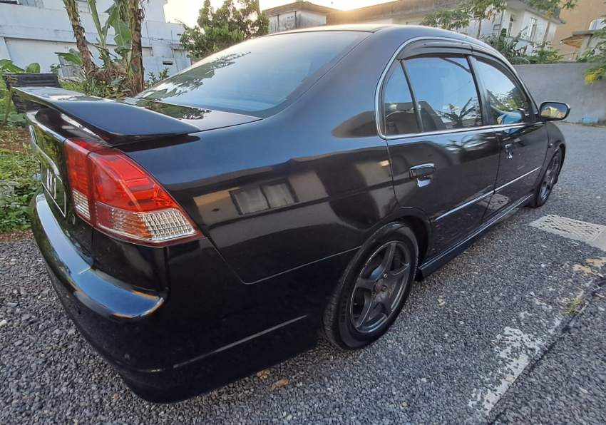 Honda Civic ES 8 VTEC RS - 2 - Sport Cars  on Aster Vender