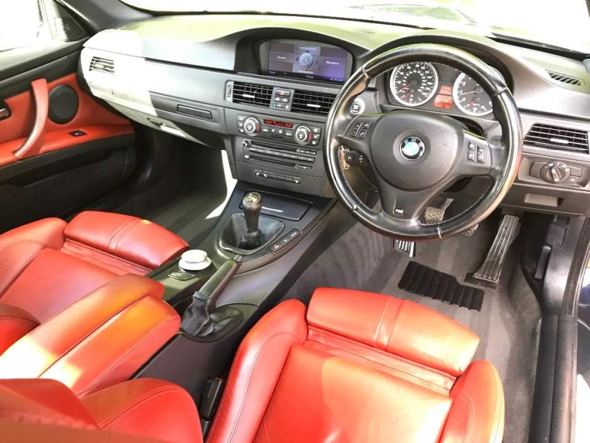 BMW 4.0 V8 M3 2dr CARBON BLACK EDITION - 1 - SUV Cars  on Aster Vender
