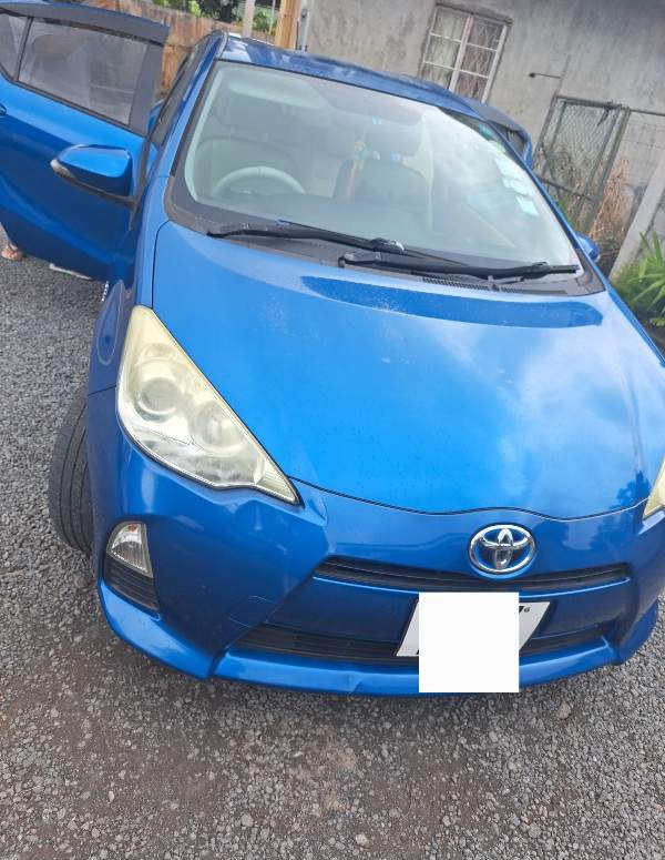Sale of toyota aqua 2013 - 0 - Compact cars  on Aster Vender
