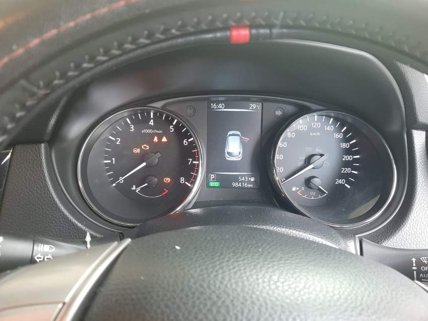 Nissan Qashqai 2015 - 3 - SUV Cars  on Aster Vender