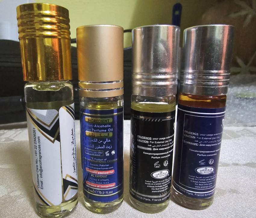 Four Roll on Perfumes - 1 - Roll on  on Aster Vender