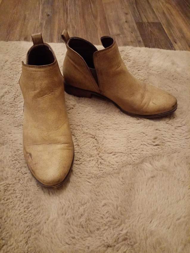 Ladies boots - 0 - Boots  on Aster Vender