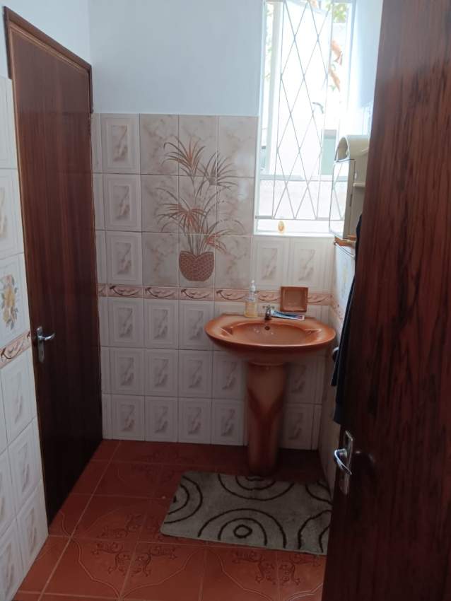 House for sale - 1 - House  on Aster Vender