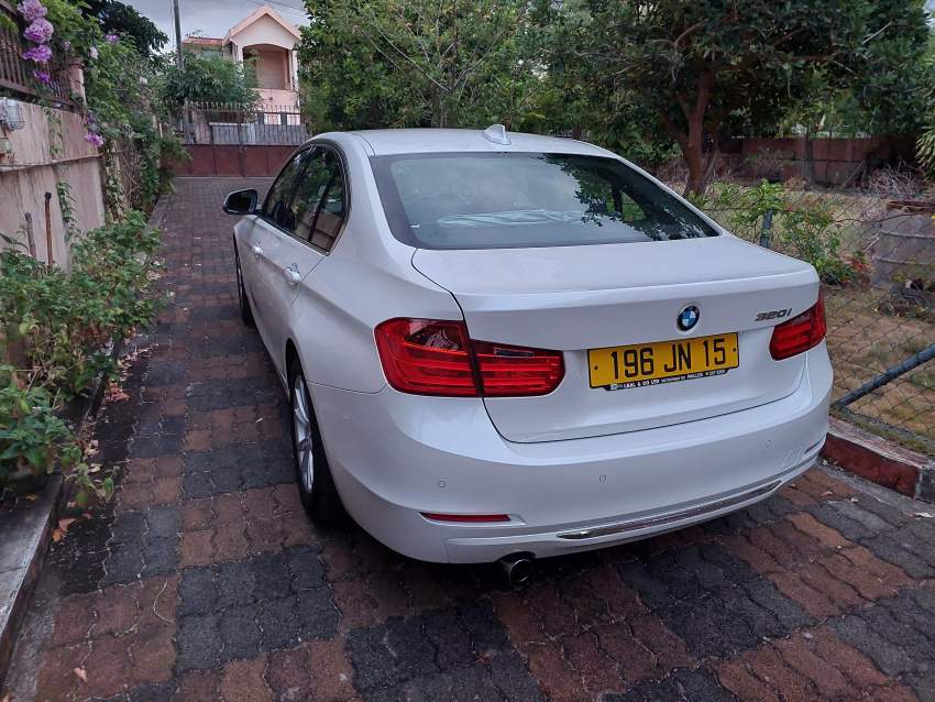 BMW 320 i - 2 - Luxury Cars  on Aster Vender