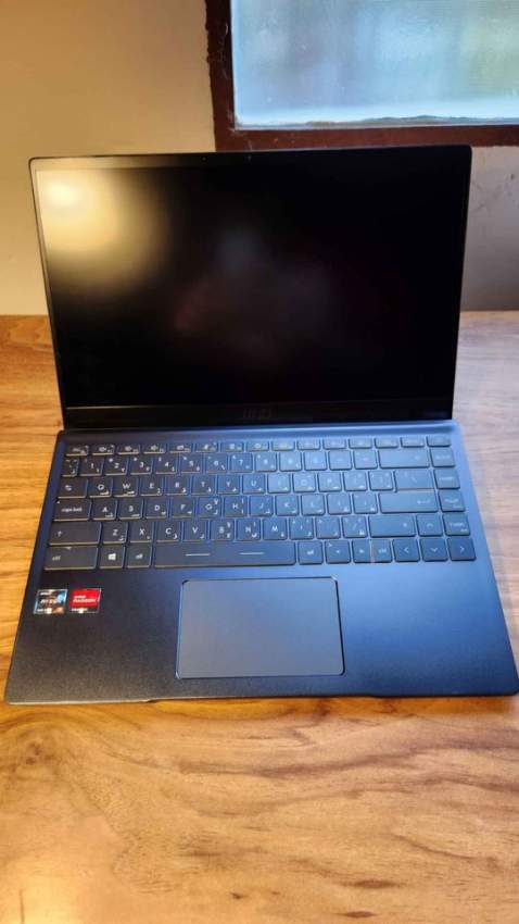 MSI Modern 14 B5M - 3 - Laptop  on Aster Vender