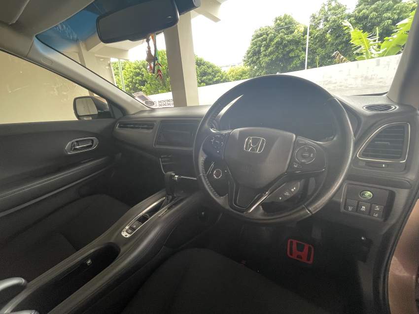 Honda Vezel (Non-Hybrid) 2017 on Aster Vender