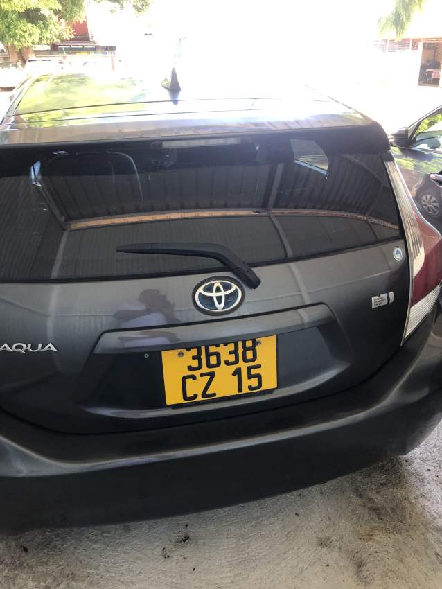 Toyota Aqua 2015 - 1 - Family Cars  on Aster Vender