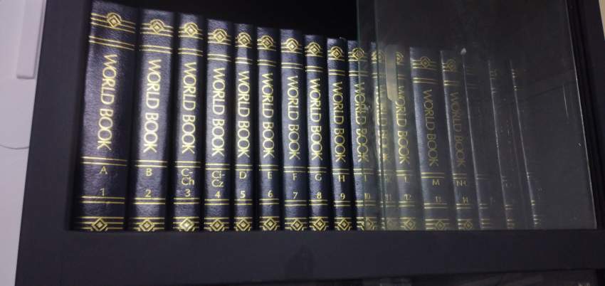 EncyclopedieWorld Book - 0 - Encyclopedias and lexicons  on Aster Vender
