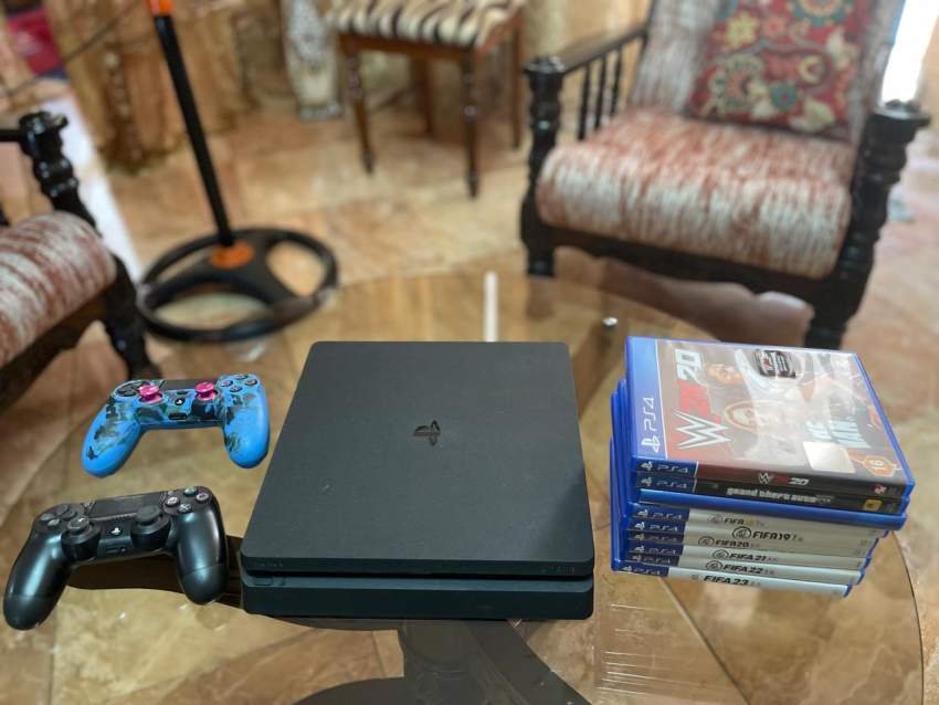 Play station 4 slim 1tb on Aster Vender