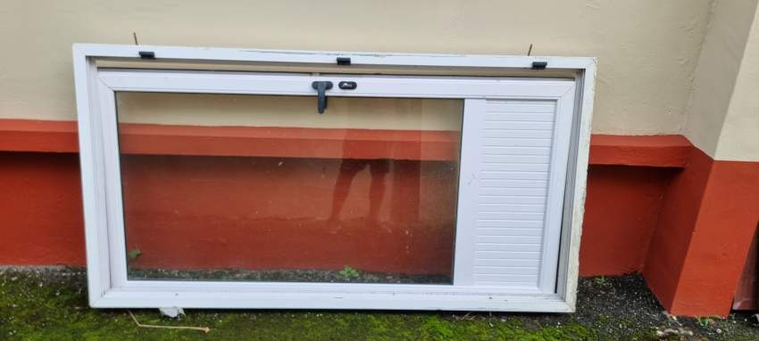 Used aluminium door - 1 - Others  on Aster Vender