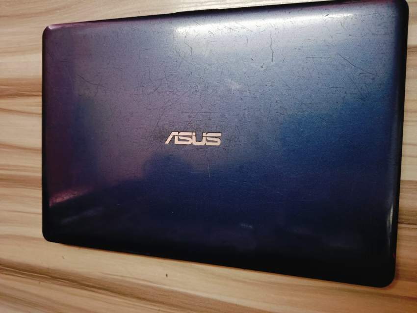 ASUS MODÈLE E203N - 2 - Laptop  on Aster Vender