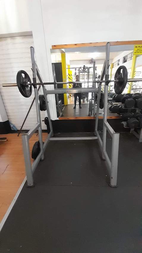 Gym for sale - 1 - Fitness & gym equipment  on Aster Vender