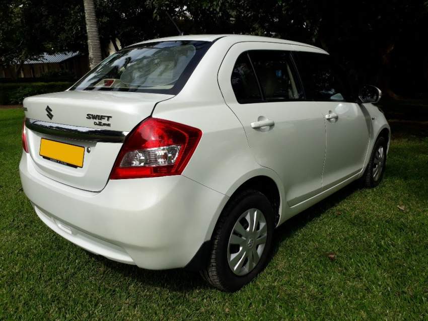 Suzuki Swift Dzire 1.2 2014 - 4 - Luxury Cars  on Aster Vender