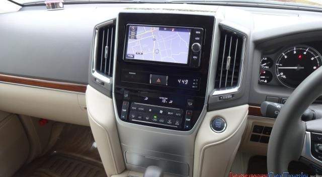 2018 TOYOTA LAND CRUISER  - 7 - SUV Cars  on Aster Vender