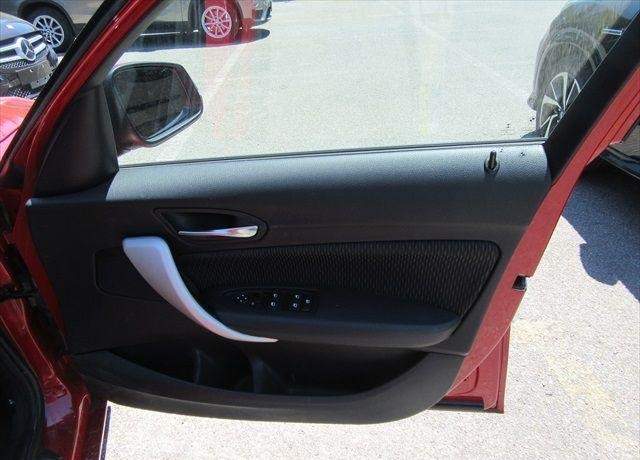 BMW 1 Series  DBA-1R15 (20172) - 6 - Luxury Cars  on Aster Vender