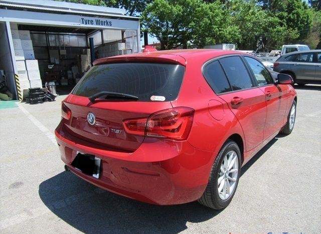 BMW 1 Series  DBA-1R15 (20172) - 1 - Luxury Cars  on Aster Vender